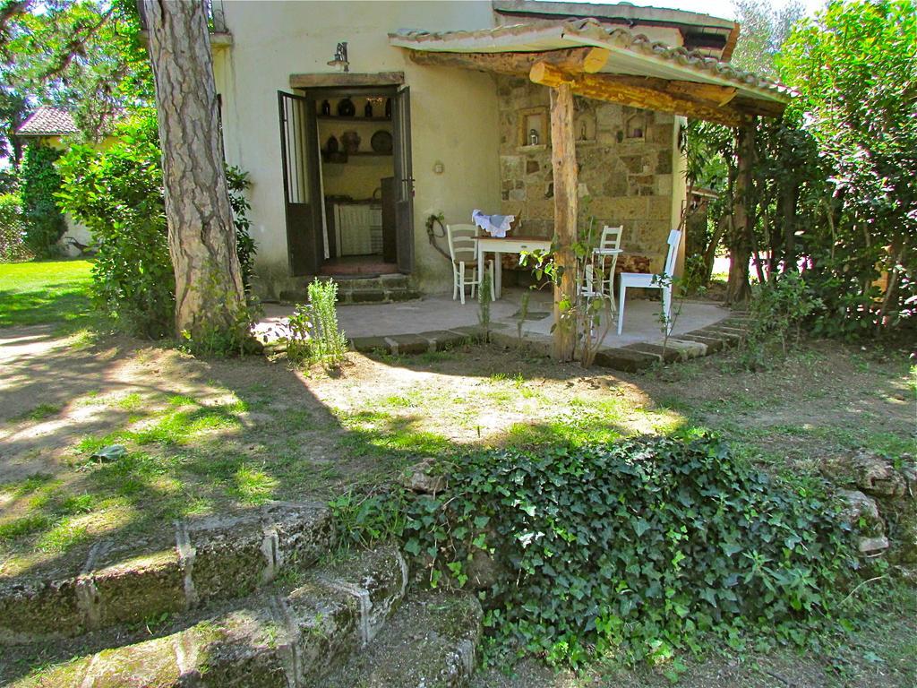 Agriturismo "Borgo Madonna Degli Angeli" - Charming Cottages In The Gardens ! Tocco da Casauria Luaran gambar